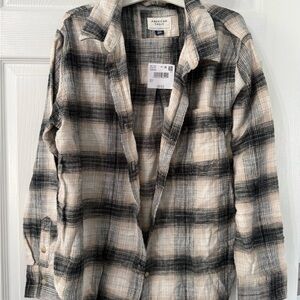 Women’s American Eagle Plaid Button-Up Shirt - Black & Cream
